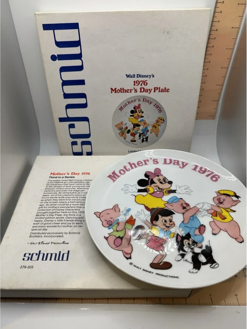 Walt Disney Mother's Day 1976 Limited Edition Plate Schmid Bros Original Box